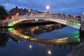 Dublin's famous Ha'penny Bridge over the river Liffey The Ha'penny bridge over the river Liffey